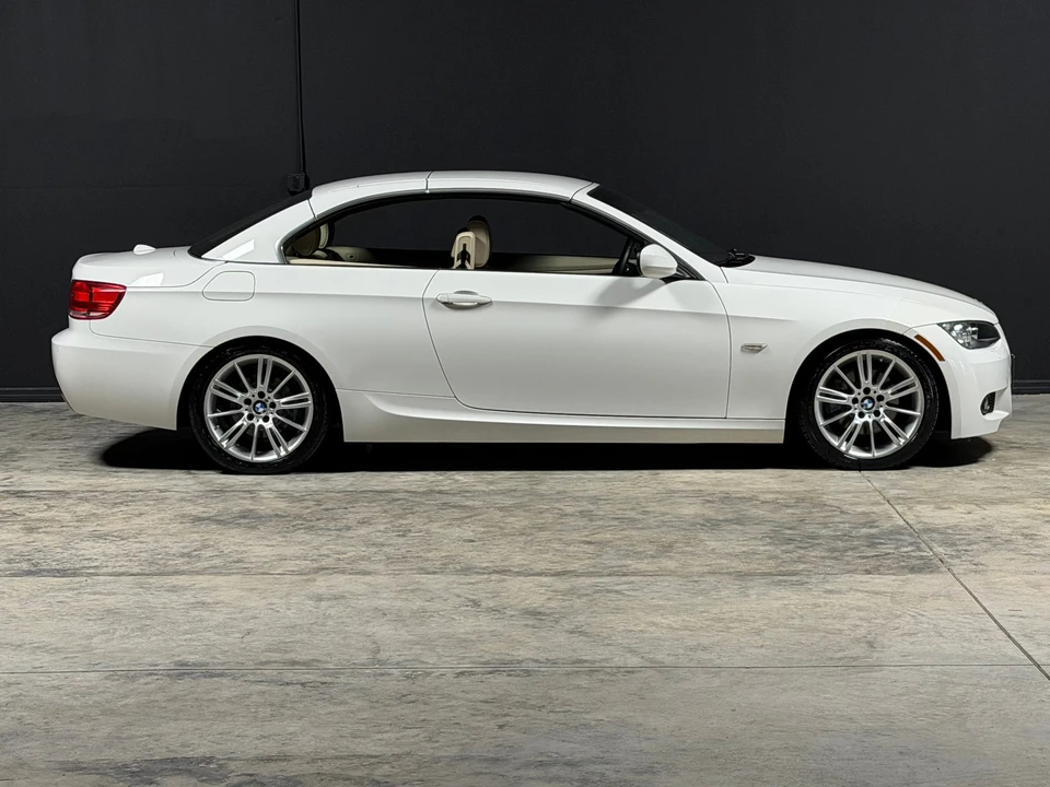 2010 BMW E93 3 Series Convertible - Image 18 of 31