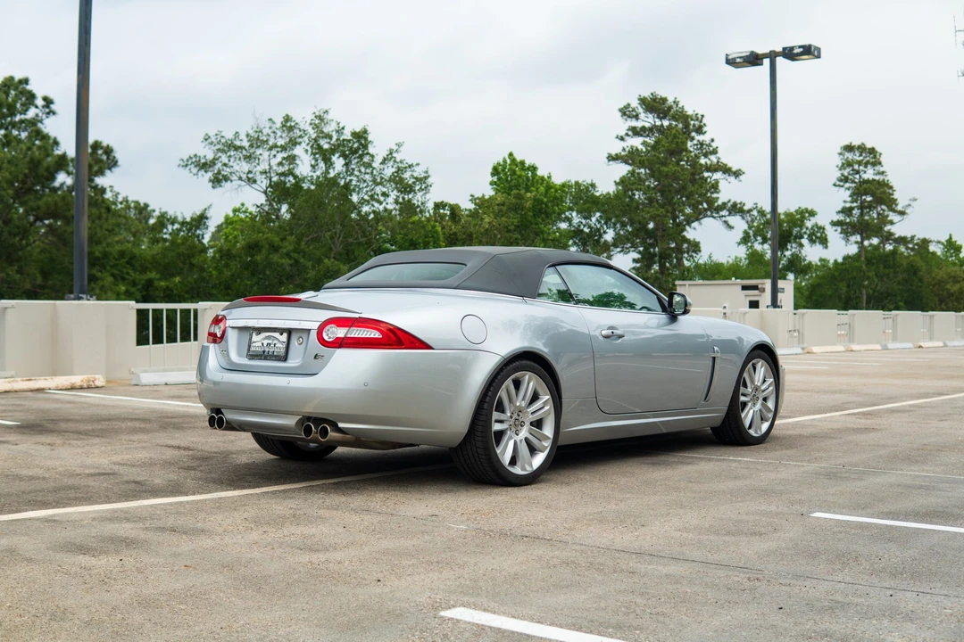 2010 Jaguar X150 XKR - Image 9 of 31