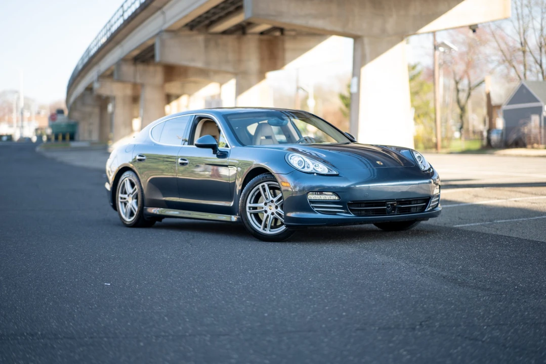 2010 Porsche 970 Panamera 4S - Image 19 of 31