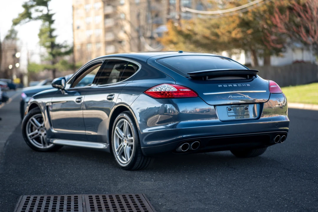2010 Porsche 970 Panamera 4S - Image 9 of 31
