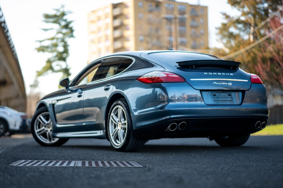 2010 Porsche 970 Panamera 4S - Image 7 of 31