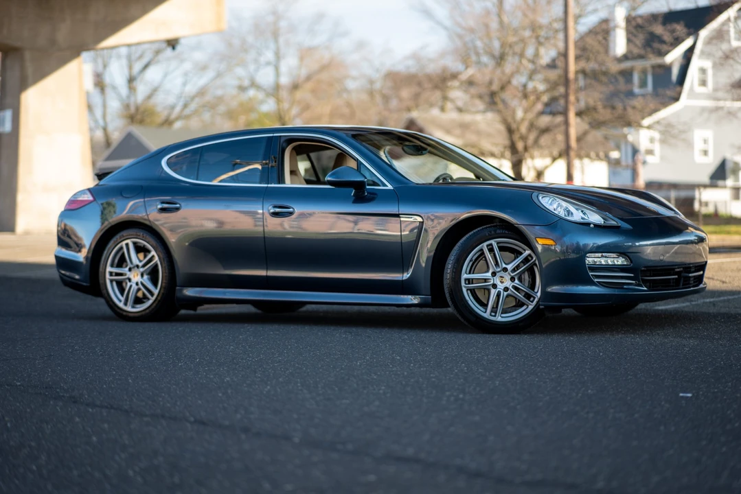 2010 Porsche 970 Panamera 4S - Image 16 of 31