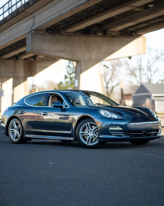 2010 Porsche 970 Panamera 4S - Image 17 of 31