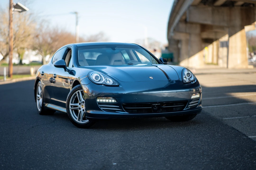2010 Porsche 970 Panamera 4S - Image 25 of 31