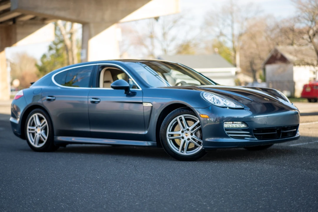 2010 Porsche 970 Panamera 4S - Image 21 of 31