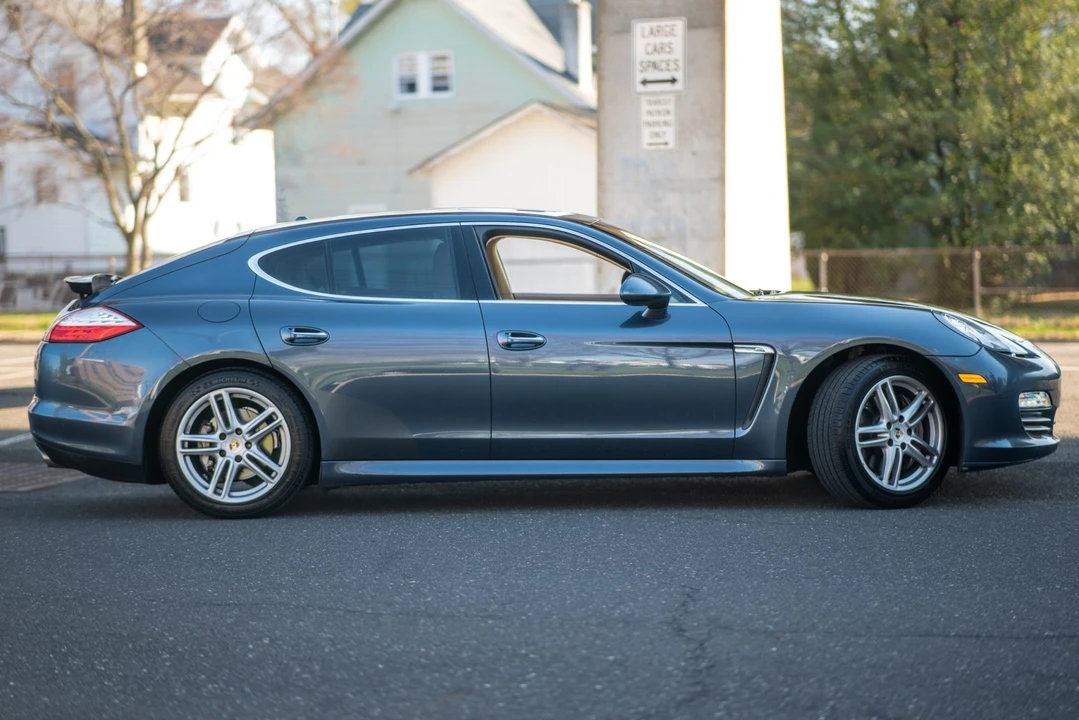 2010 Porsche 970 Panamera 4S - Image 14 of 31