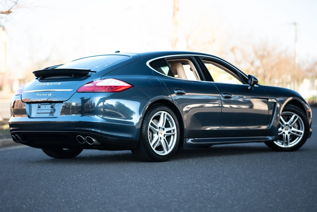 2010 Porsche 970 Panamera 4S - Image 11 of 31