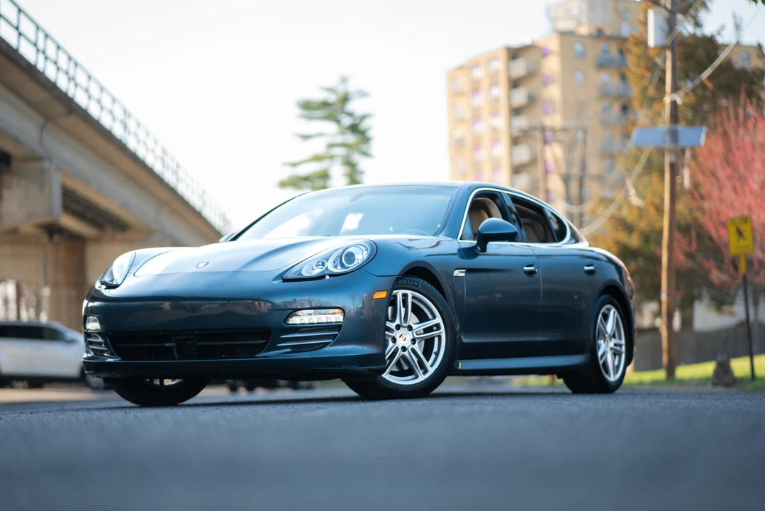 2010 Porsche 970 Panamera 4S - Image 3 of 31