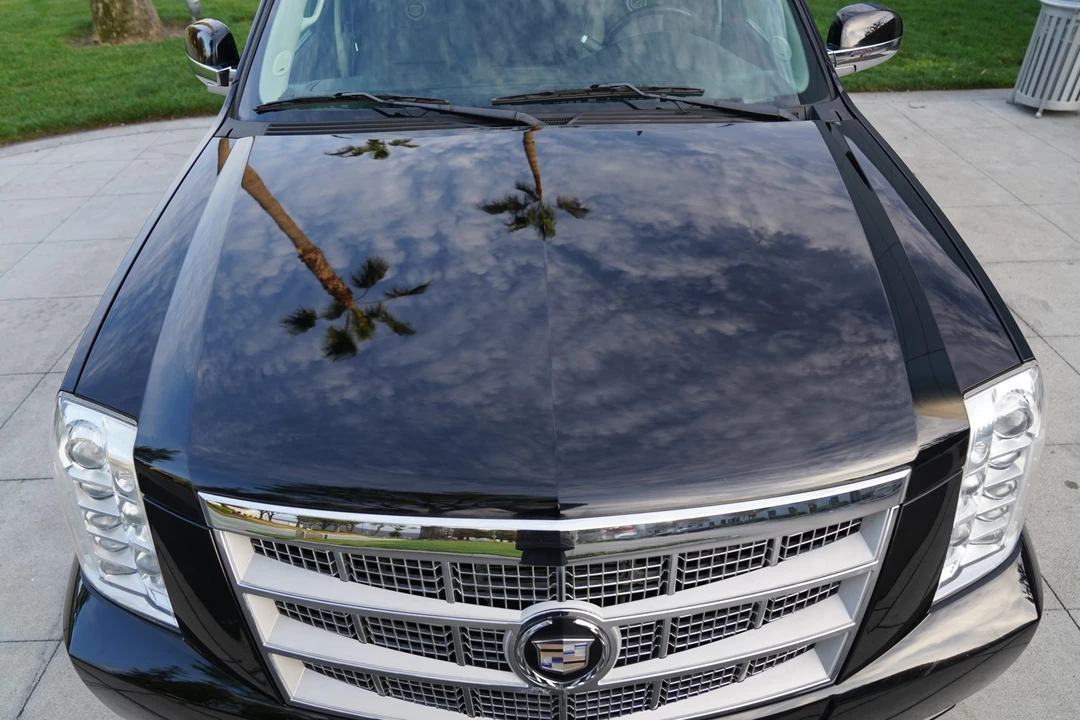 2011 Cadillac Escalade & EXT 3rd Gen - Image 26 of 31