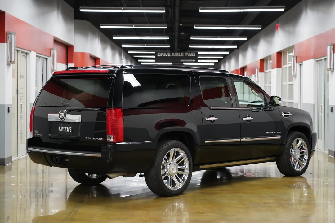 2011 Cadillac Escalade & EXT 3rd Gen - Image 20 of 31