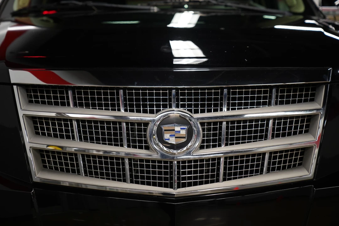2011 Cadillac Escalade & EXT 3rd Gen - Image 31 of 31