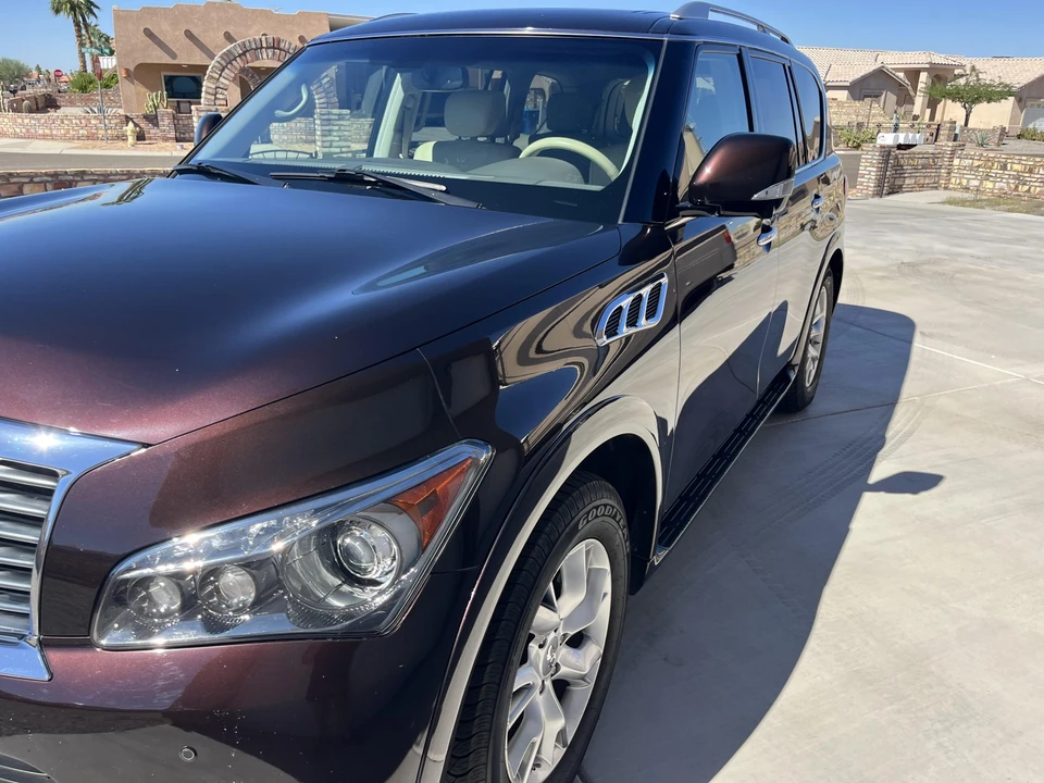 2011 Infiniti QX80 - Image 14 of 31
