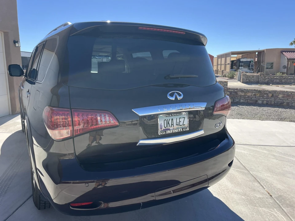 2011 Infiniti QX80 - Image 7 of 31