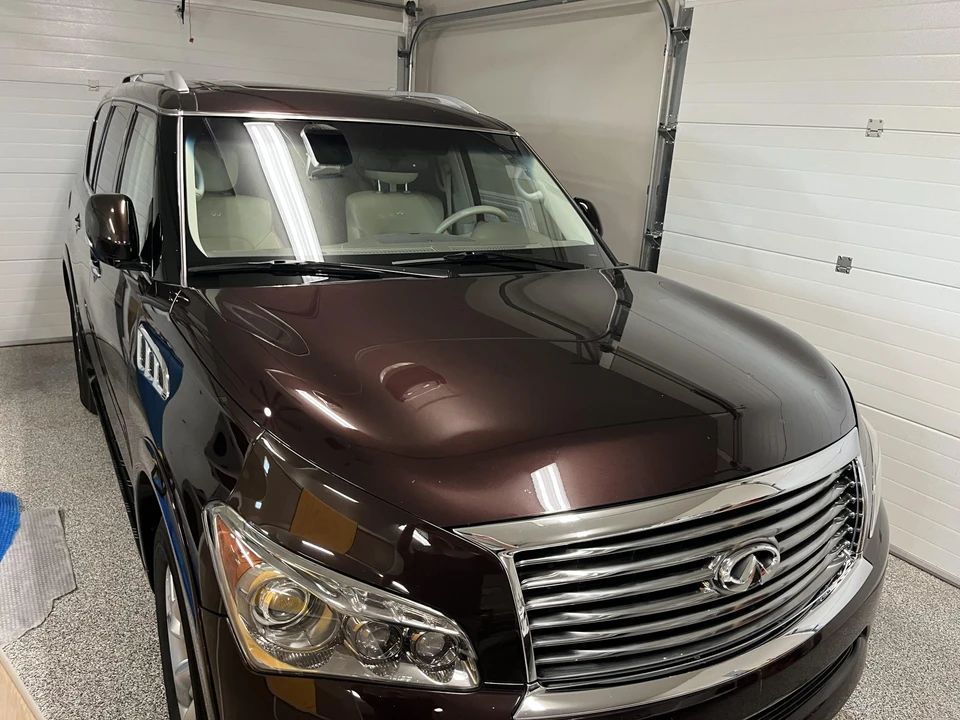 2011 Infiniti QX80 - Image 16 of 31