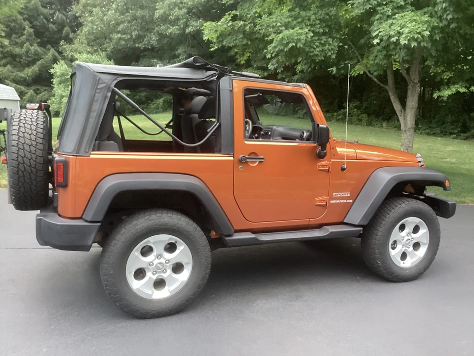2011 Jeep JK Wrangler - Image 20 of 31