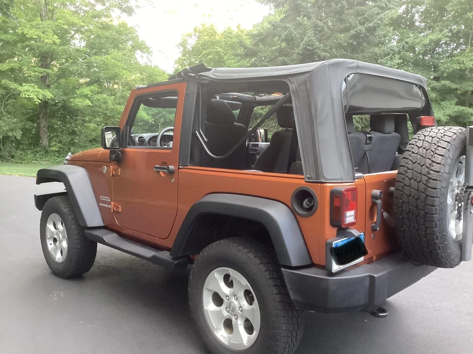 2011 Jeep JK Wrangler - Image 16 of 31