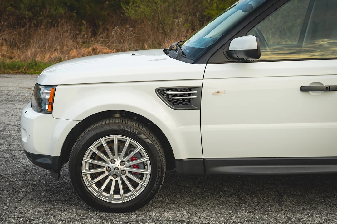 2011 Land Rover Range Rover L322 - Image 26 of 31