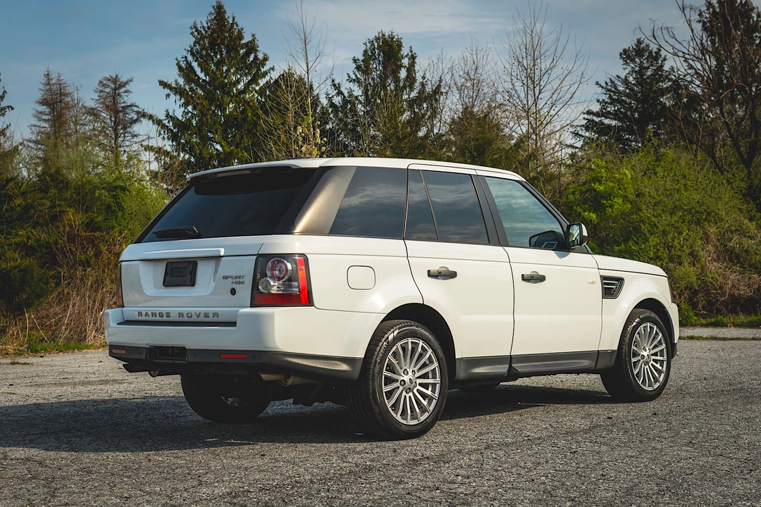 2011 Land Rover Range Rover L322 - Image 21 of 31