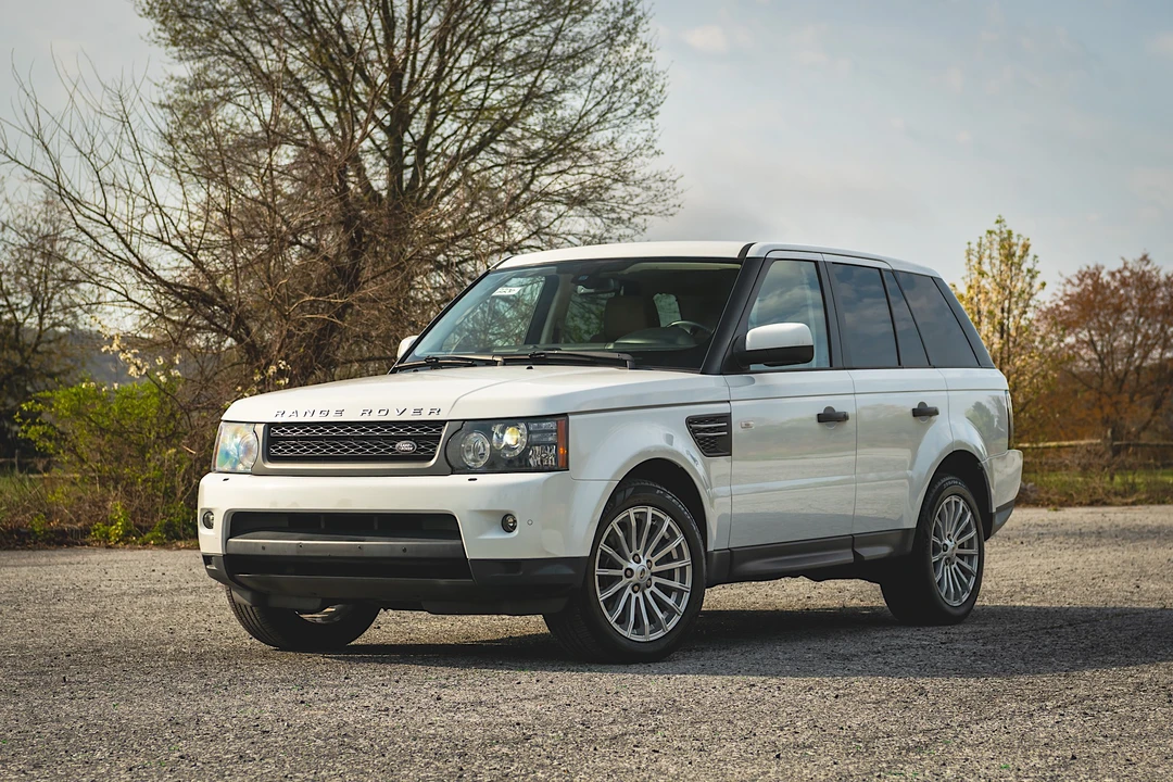 2011 Land Rover Range Rover L322 - Image 8 of 31