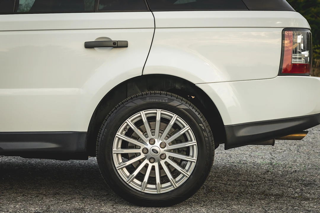 2011 Land Rover Range Rover L322 - Image 31 of 31