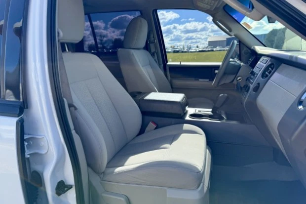 2012 Ford Expedition 3rd Gen - Image 4 of 7