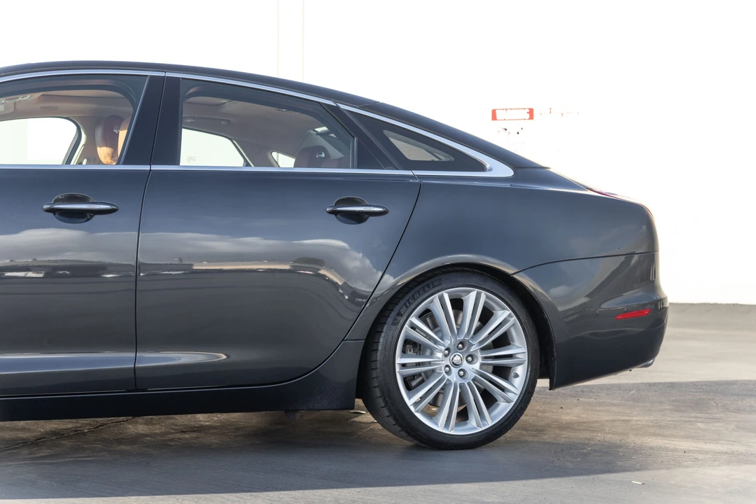 2012 Jaguar X351 XJ - Image 21 of 31