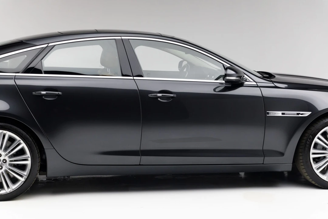 2012 Jaguar X351 XJ - Image 10 of 31