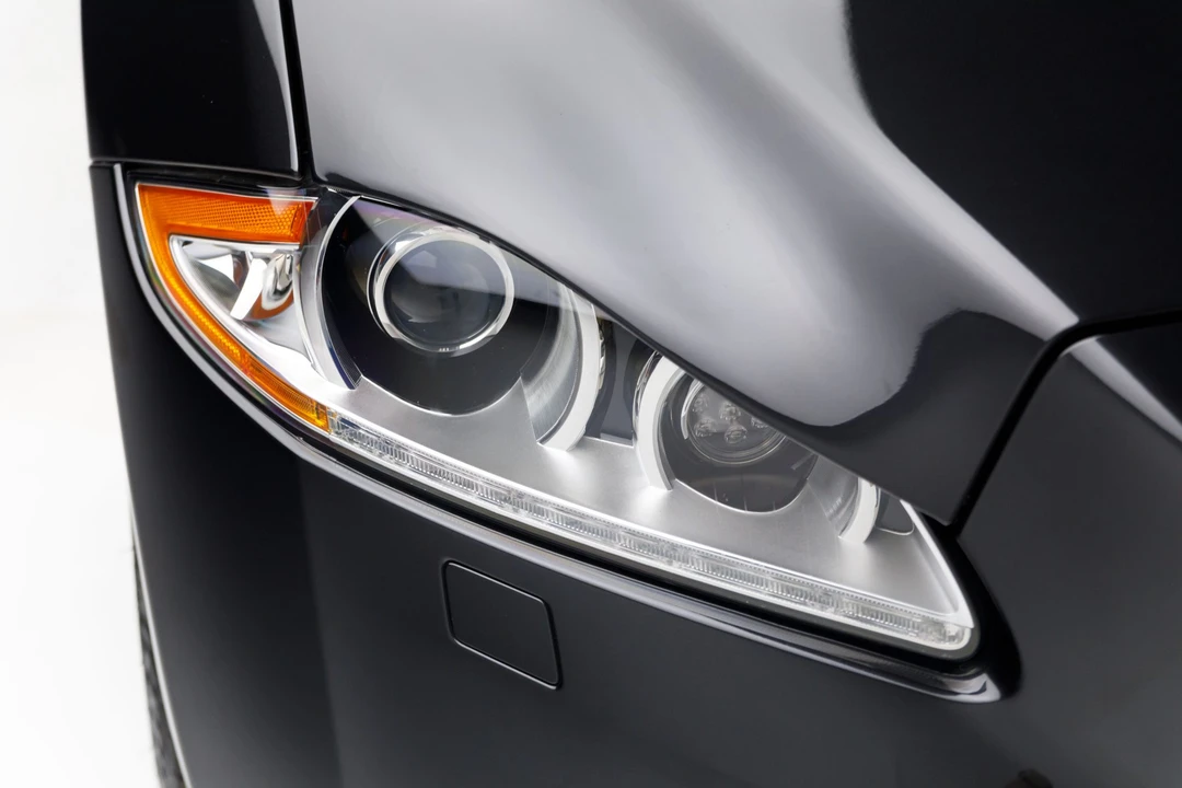 2012 Jaguar X351 XJ - Image 16 of 31