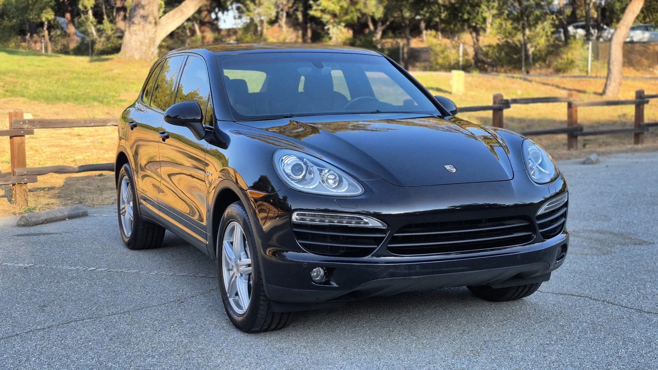2012 Porsche 958 Cayenne S - Image 28 of 31