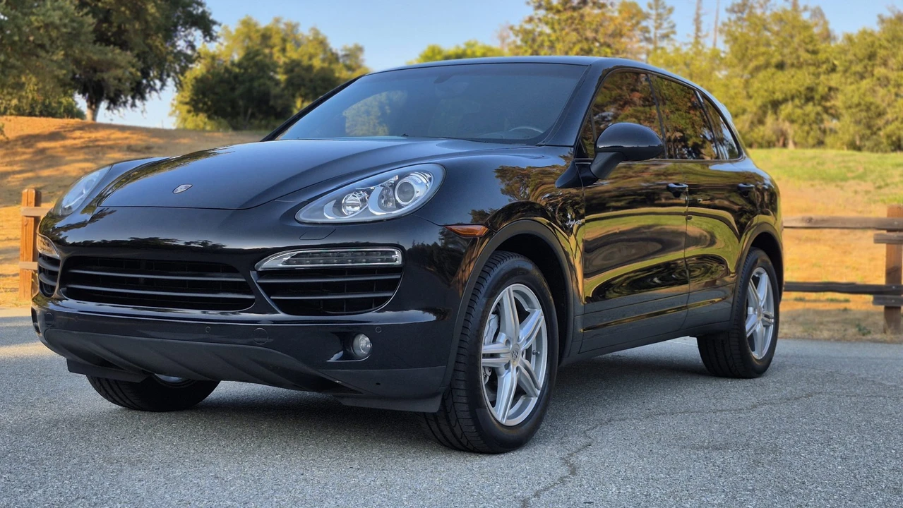 2012 Porsche 958 Cayenne S - Image 7 of 31