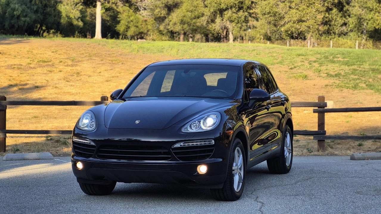 2012 Porsche 958 Cayenne S - Image 4 of 31