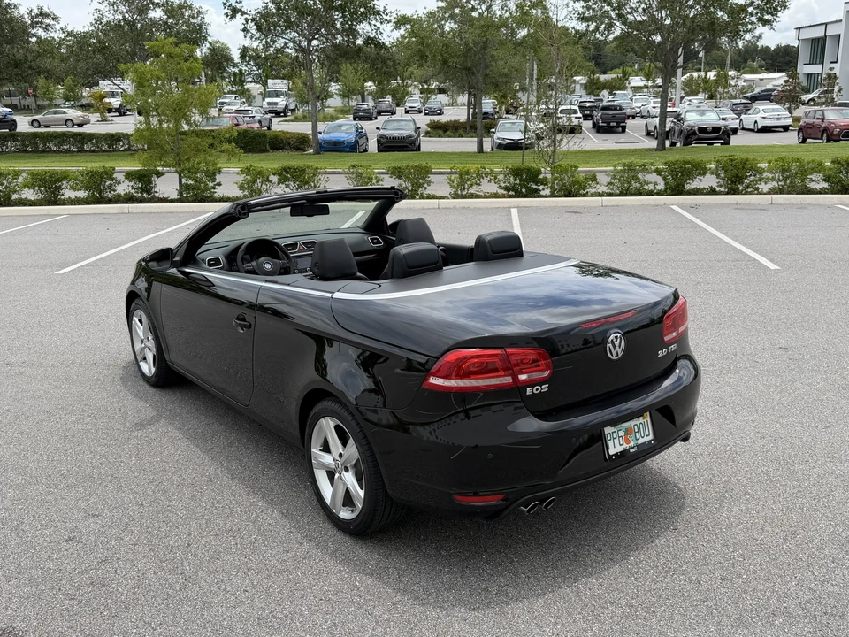 2012 Volkswagen Eos - Image 11 of 31