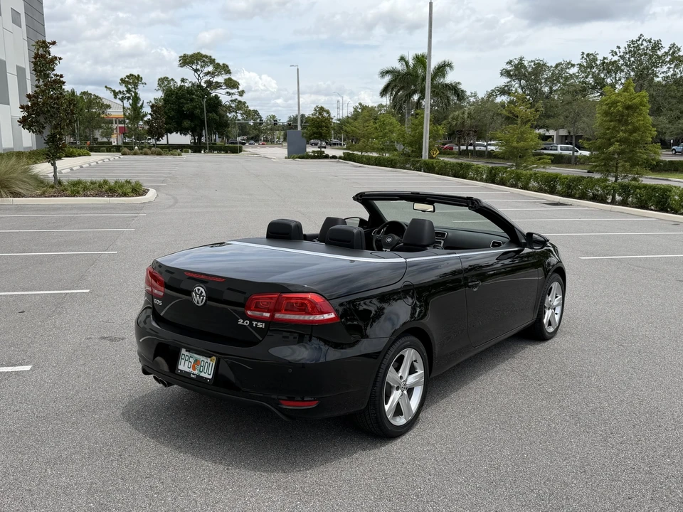 2012 Volkswagen Eos - Image 16 of 31