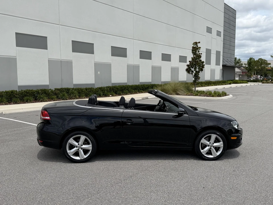 2012 Volkswagen Eos - Image 18 of 31