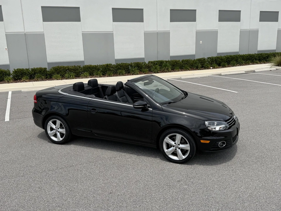 2012 Volkswagen Eos - Image 20 of 31