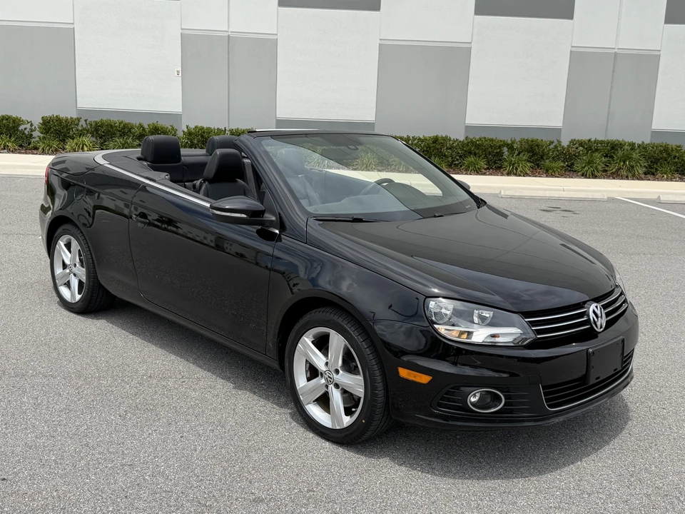 2012 Volkswagen Eos - Image 23 of 31