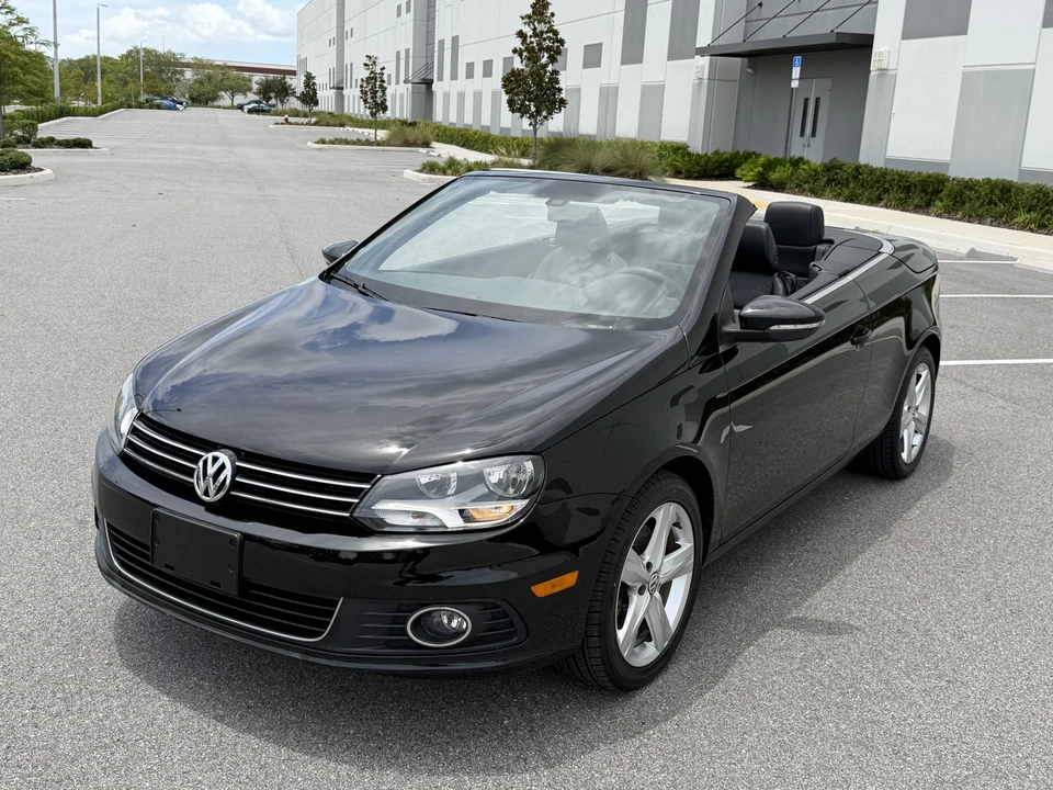 2012 Volkswagen Eos - Image 4 of 31