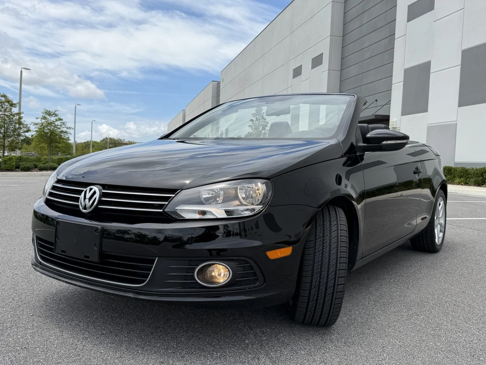 2012 Volkswagen Eos - Image 3 of 31