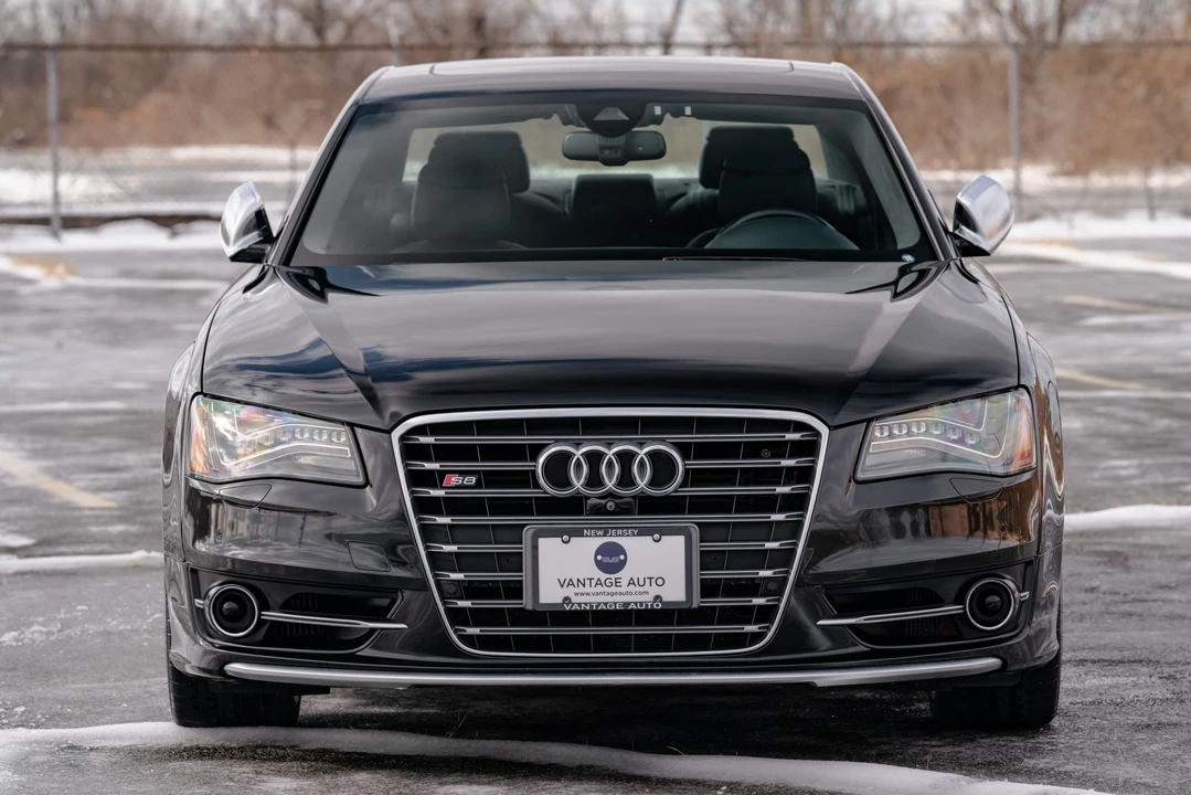 2013 Audi D4 S8 - Image 24 of 31