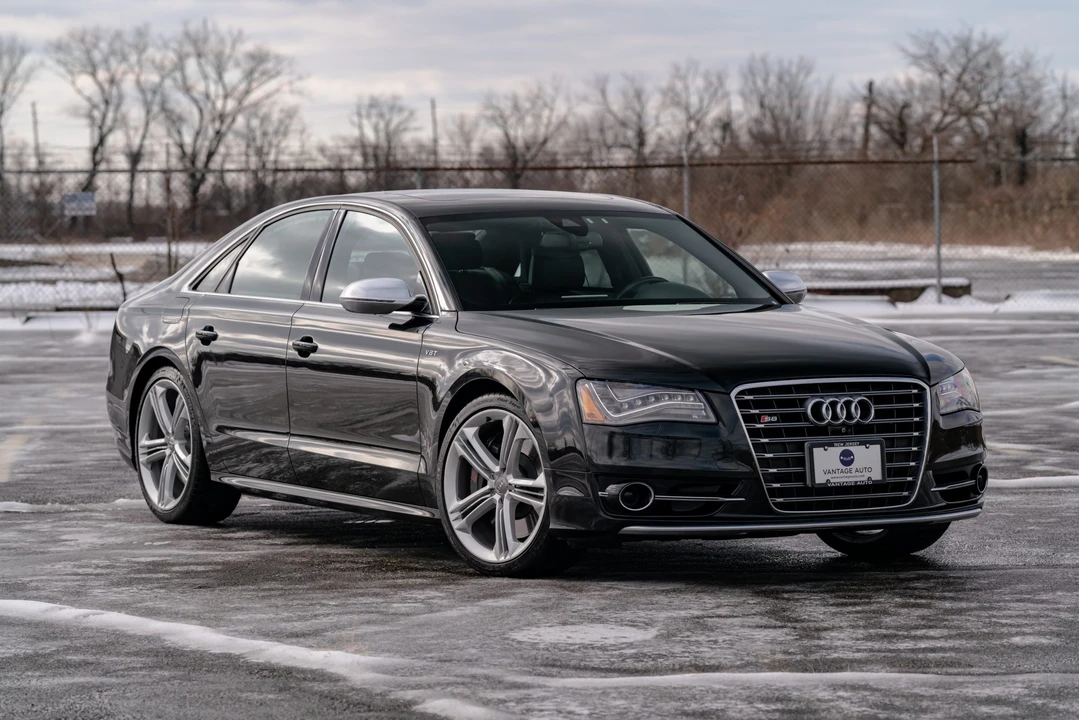 2013 Audi D4 S8 - Image 20 of 31