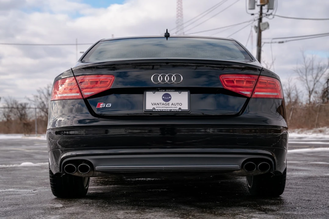 2013 Audi D4 S8 - Image 15 of 31