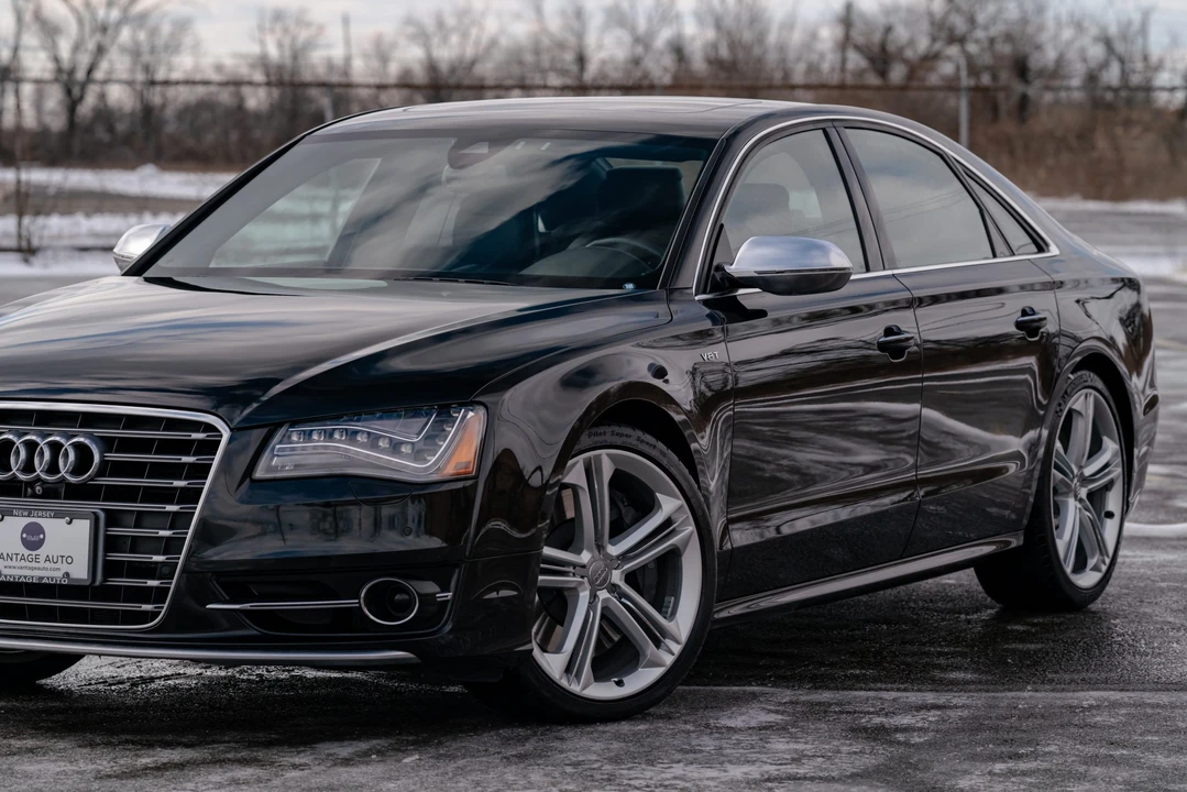 2013 Audi D4 S8 - Image 26 of 31