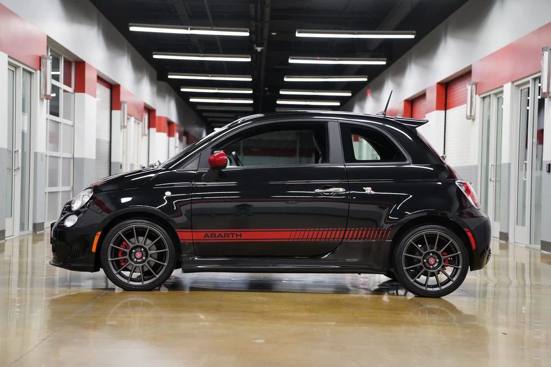 2013 Fiat Abarth 500 - Image 5 of 31