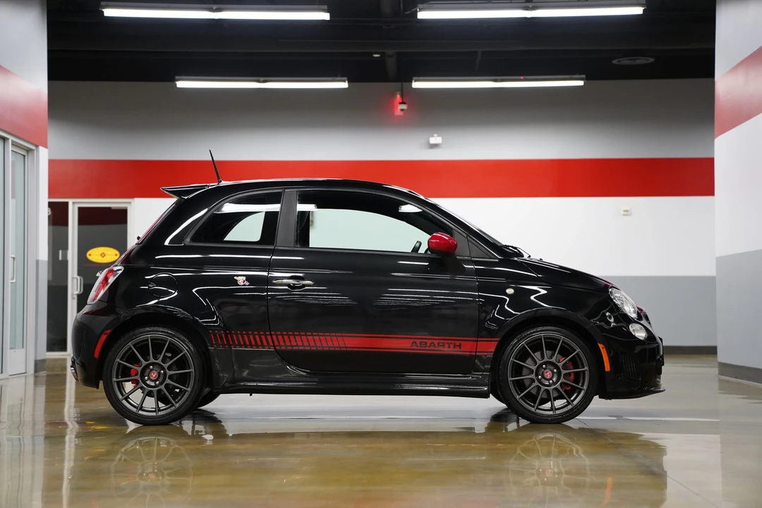 2013 Fiat Abarth 500 - Image 9 of 31