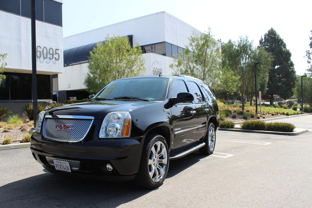 2013 GMC Yukon 3rd Gen - Image 3 of 31