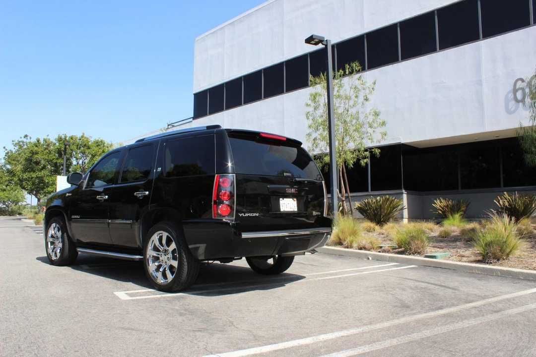 2013 GMC Yukon 3rd Gen - Image 9 of 31