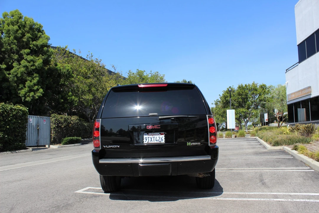 2013 GMC Yukon 3rd Gen - Image 12 of 31