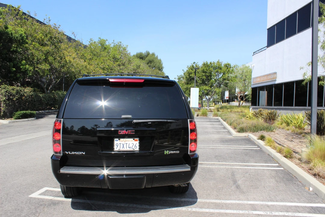 2013 GMC Yukon 3rd Gen - Image 13 of 31