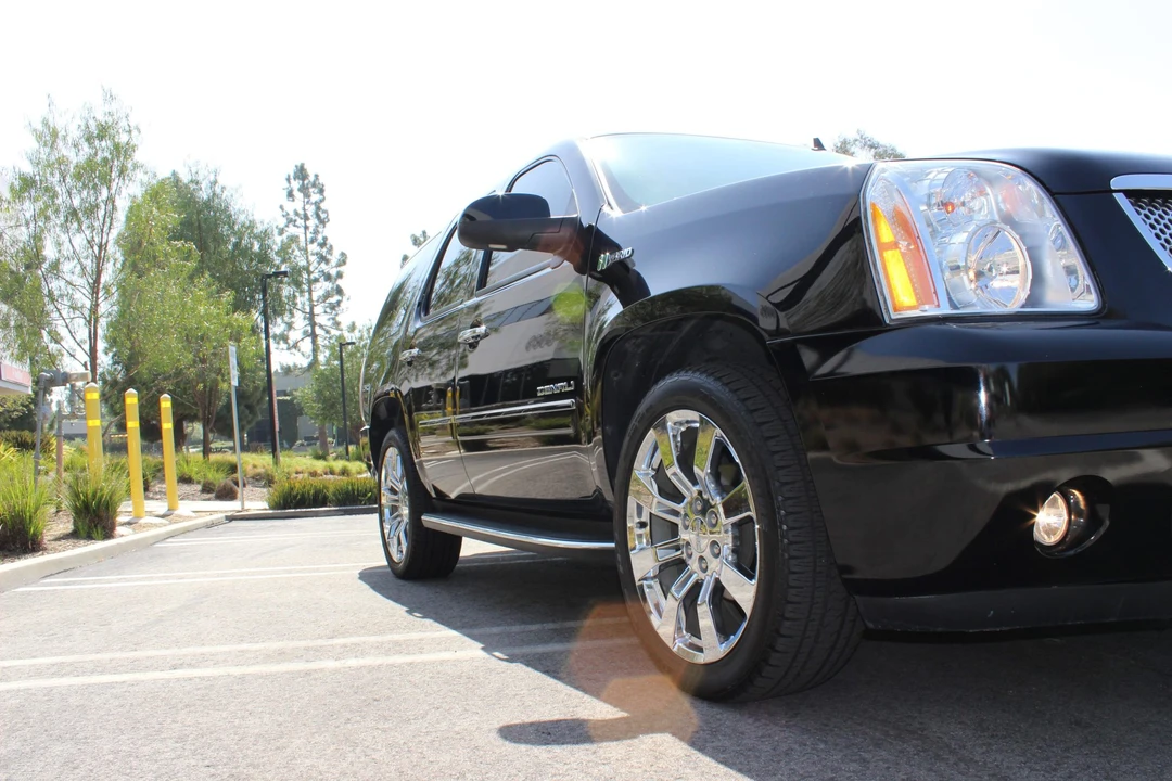 2013 GMC Yukon 3rd Gen - Image 25 of 31