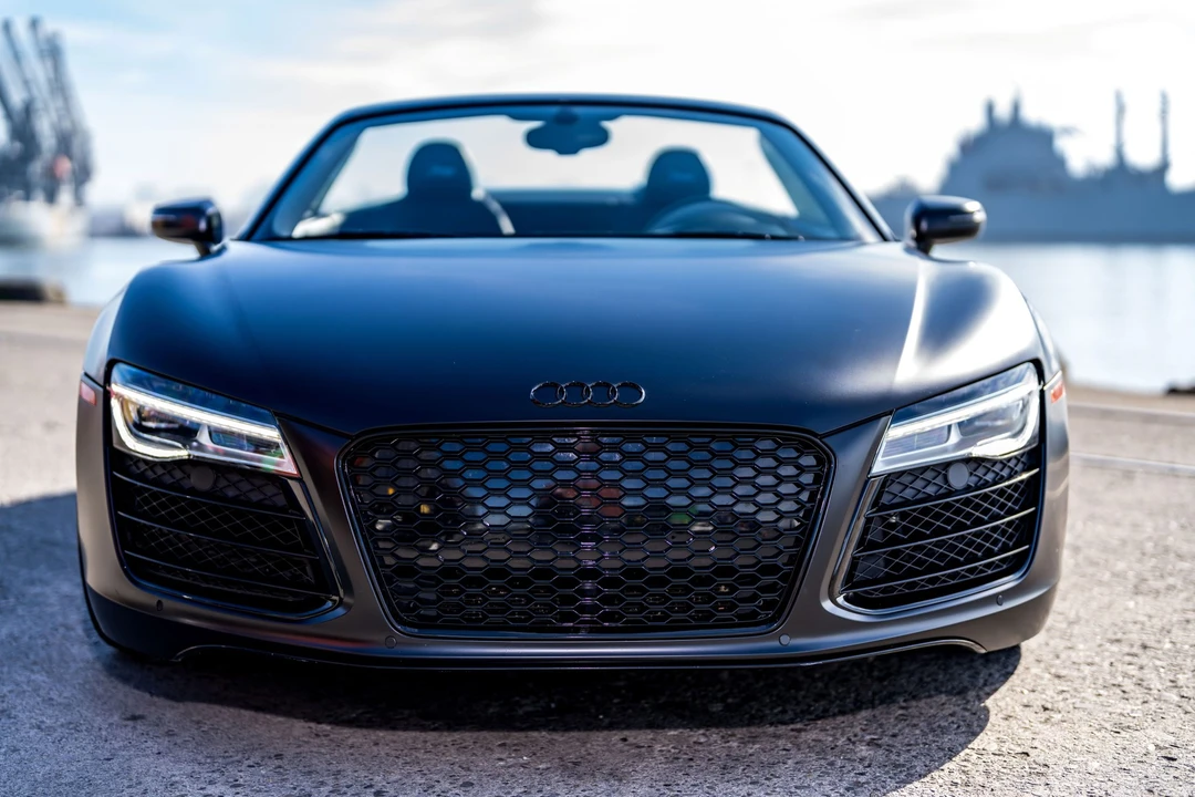 2014 Audi 42 R8 - Image 6 of 31
